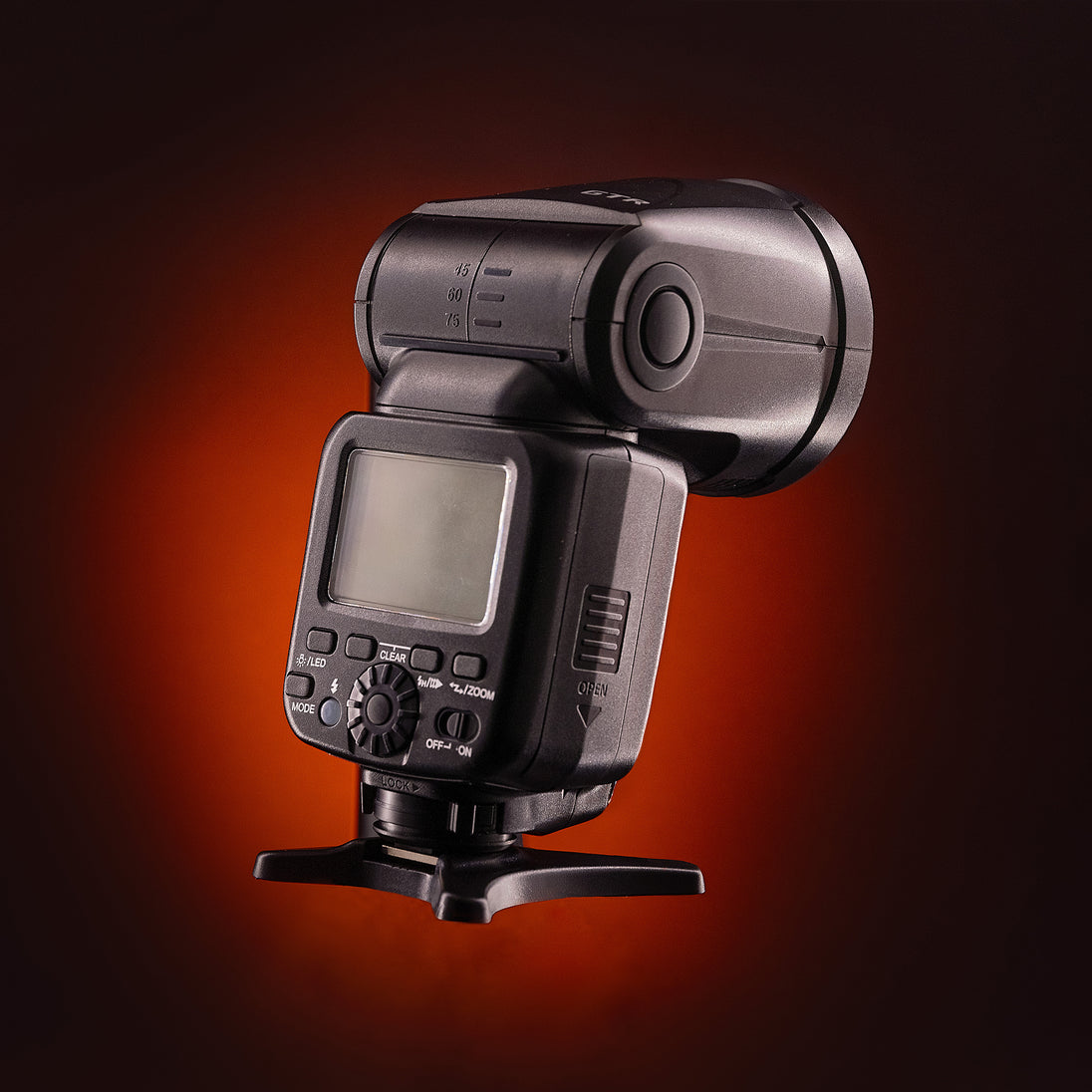Geekoto GTR rechargeable speedlight side profile