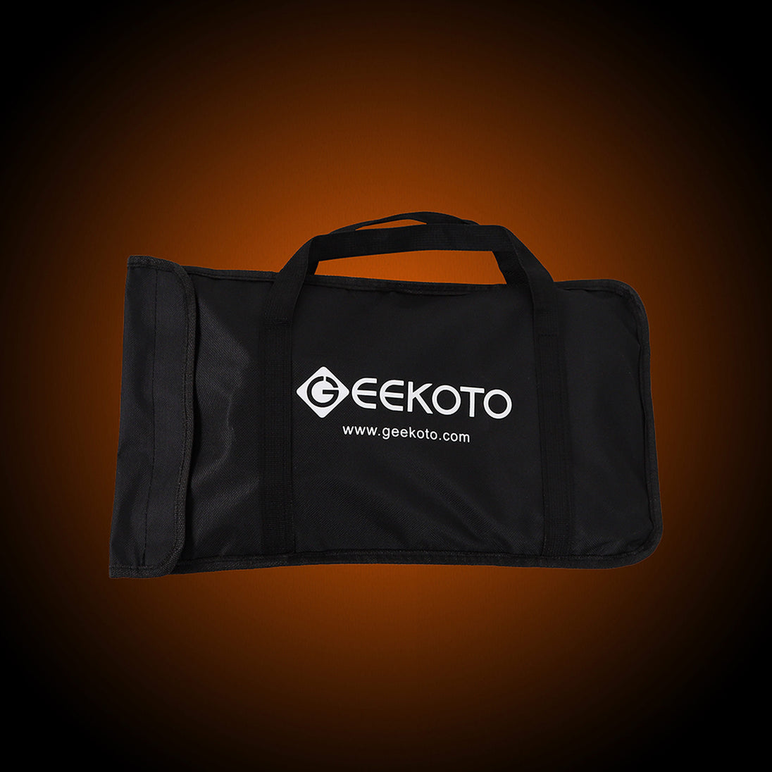 Geekoto Beauty Dish Q folded for travel