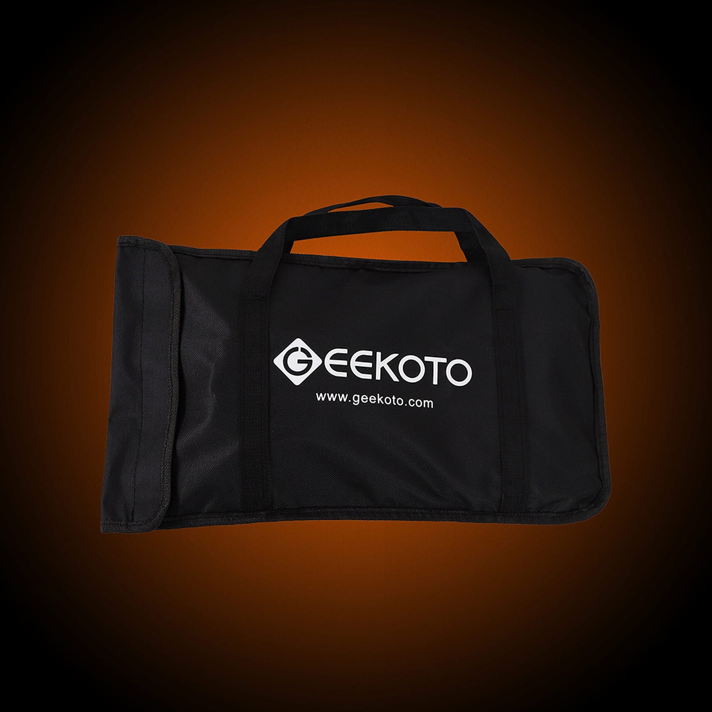 Geekoto Beauty Dish Q folded for travel