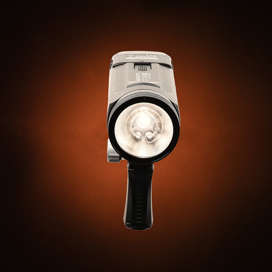 Geekoto GT250 250Ws TTL round-head off-camera flash front view