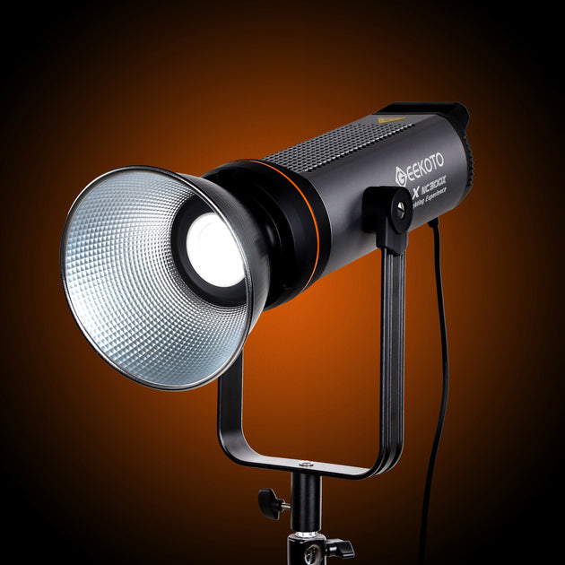 CONTINUOUS LIGHT